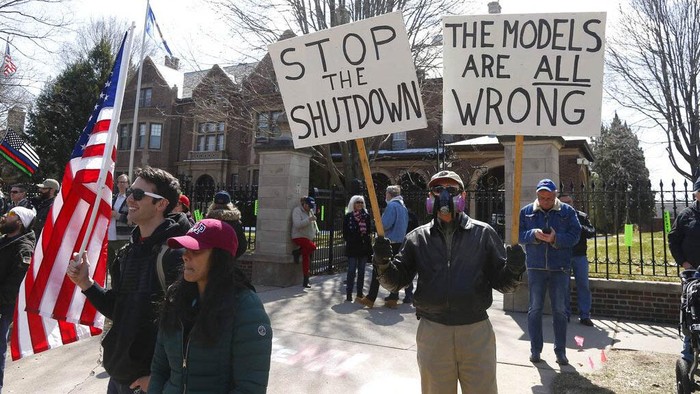 Aksi demo melanda negara bagian AS, Minnesota. Aksi demo itu memprotes aturan tetap di rumah, yang diterapkan karena pandemi virus Corona.
