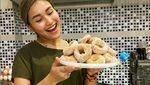 Produktif di Rumah, Ayu Ting Ting Bikin Donat hingga Cireng
