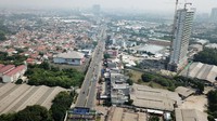 Arus lalu lintas yang mengarah ke Cikokol maupun BSD juga terpantau lancar. Para pengendara sepeda moto maupun mobil bisa melenggang tanpa hambatan..