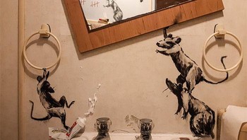 Seorang seniman lukis bermana Banksy mengunggah hasil karyanya di Instagram. Lucu dan cukup menggelitik.