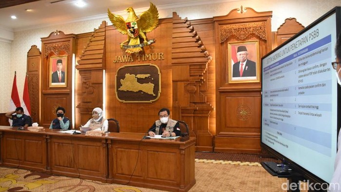 Kasus positif Corona di Jawa Timur bertambah 33 menjadi 588 kasus. Tambahan kasus terbanyak dari Surabaya yakni 29 kasus.