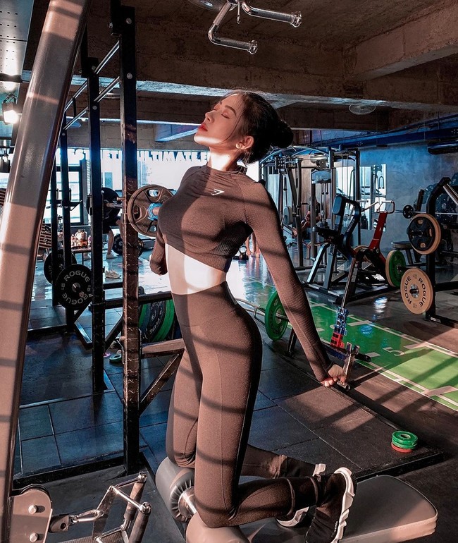 Dan yang paling membuat Mai khawatir adalah kakinya terasa lebih lemas dari yang satunya ketika olahraga. Foto: Instagram @suongsyn