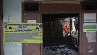 Kebakaran hebat itu terjadi Sabtu (18/4) malam dan menghanguskan sedikitnya 60 rumah warga.
