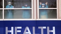 Berdasarkan informasi dari Organisasi Kesehatan Dunia (WHO) dan data resmi negara-negara, lebih dari 2,2 juta kasus COVID-19 telah dilaporkan di 193 negara dan wilayah di dunia. AP/Elaine Thompson