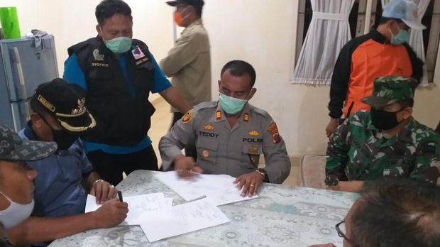 Proses pemulangan penumpang KM Kelud di Sumut (dok. Istimewa)