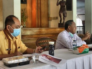 Bupati Ancam Tuntut Satgas COVID-19 Toraja Utara Jika Sepelekan Data Corona