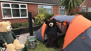 Orang-orang yang tinggal di pinggiran Stockport, Inggris, saat ini memiliki alasan yang bagus untuk tersenyum.