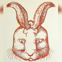 Ada wajah seorang pria berkumis dalam gambar ini. Bisa temukan? Lihat jawabannya di halaman selajutnya. Foto: dok. Honest to paws