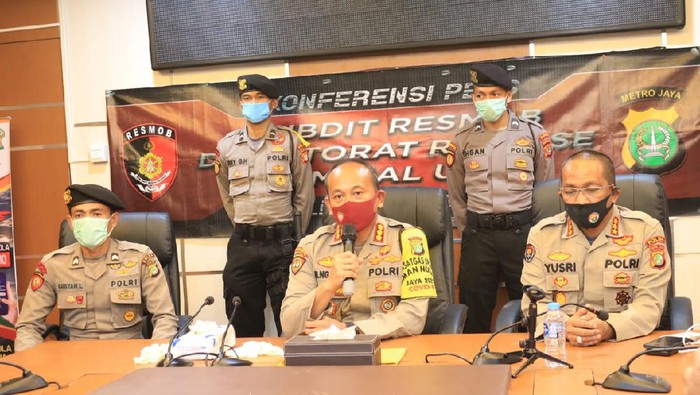 Kisah Polisi Sukarela Jadi Tim Pemulasaraan Jenazah Corona