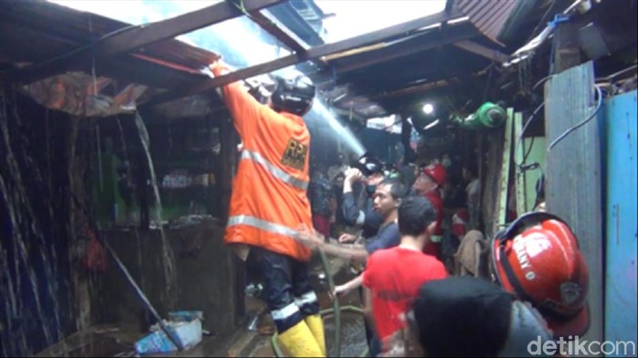 Kebakaran di Pasar Segiri Samarinda.