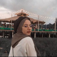 Kecantikan yang dimiliki Sanwanee ini pun membuat dirinya populer. Kini ‘kembaran’ Lisa Blackpink berhijab ini memiliki 78 ribu lebih pengikut di Instagram. Foto: Instagram