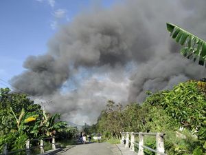 Polisi dan TNI Berjaga Usai Bentrok Warga di Sentani Papua