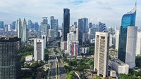 Dengan adanya imbauan kerja dari rumah atau work from home (WFH), kualitas udara di Jakarta terus membaik seiring dengan minimnya aktivitas di Ibu Kota. ANTARA FOTO/Galih Pradipta.