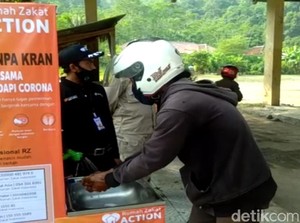 Cegah Corona, Relawan di Sukabumi Bikin Wastafel Tanpa Keran