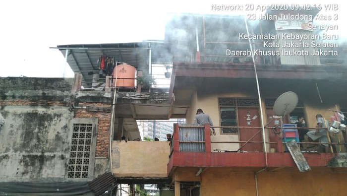 Kebakaran di Senopaati Dalam, Seayan, Kebayoran Baru, Jaksel