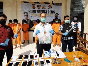Kepergok Judi Adu Muncang, 19 Pria Tasikmalaya Ditangkap Polisi