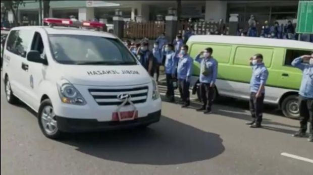 Petugas Ambulans Gawat Darurat (AGD) Dinas Kesehatan DKI Jakarta meninggal di masa penanganan corona.