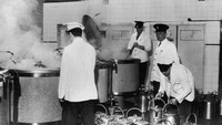 Penampakan dapur di lapas Wakefield pada tahun 1962. Penjara ini dibangun pada tahun 1594. (Getty Images/Chris Ware)