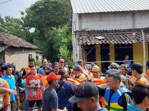 Bocah Asal Madiun Hanyut di Sungai Ditemukan Tersangkut Bambu