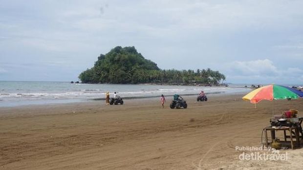 Pantai Air Manis