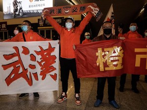 Setelah 104 Hari Mengungsi, Klub China Ini Pulang ke Wuhan