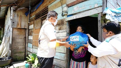 Sambut Ramadhan, PLN Salurkan Paket Sembako