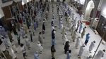 Pakistan Izinkan Salat Berjamaah saat Ramadhan