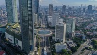 Pemprov DKI Jakarta juga telah menetapkan penerapan aturan Pembatasan Sosial Berskala Besar (PSBB) di Jakarta. ANTARA FOTO/Galih Pradipta.