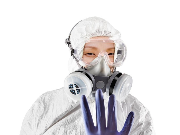 ilustrasi dokter memakai baju hazmat dan masker Chinese Woman Wearing Hazmat Suit, Protective Gas Mask and Goggles Isolated On White.