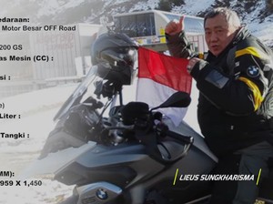 Lieus Sungkharisma Lelang Moge BMW untuk Donasi COVID-19