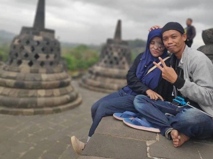 Wong Paling Sabar Dewe Wong Paling Sabar Dewe