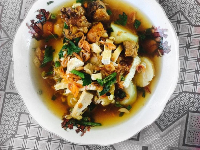 lontong krubyuk jepara
