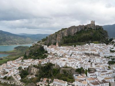 Potret Kota Zahara de la Sierra Tanpa Kasus Corona