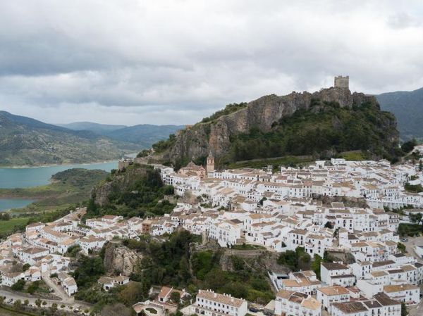 Potret Kota Zahara de la Sierra Tanpa Kasus Corona