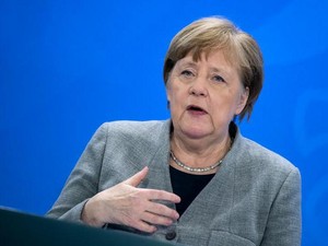 Angela Merkel Peringatkan Agar Tidak Terburu-buru Longgarkan Lockdown