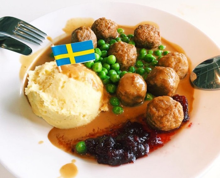 Ini Resep Swedish Meatballs IKEA yang Ikonik dan Autentik