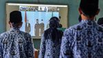 Dilantik, PNS di Jabar Langsung Sujud Syukur
