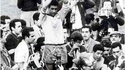Deretan Foto Ini Dianggap Bukti Adanya Mesin Waktu