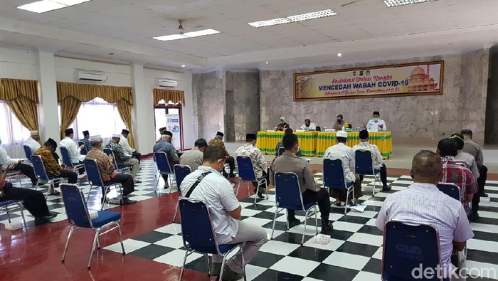 Konpers Forkompimda Cilegon Imbau Salat Tarawih di Rumah