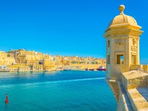 Iseng Jalan-jalan Sambil Telanjang, Turis Skotlandia Dipenjara 1 Bulan