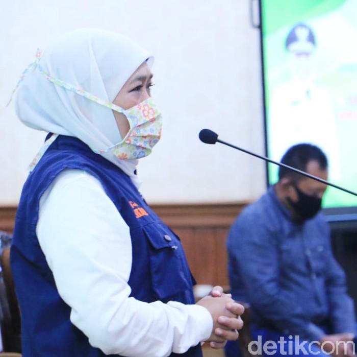 Institute of Tropical Disease (ITD) Unair kehabisan kit reagen ekstraksi. Gubernur Jatim Khofifah Indar Parawansa memastikan, pihaknya akan mendatangkan stok kit reagen untuk swab test Corona.