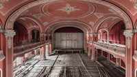 Salah satu teater terindah yang sudah terbengkalai dan ditinggalkan selama beberapa dekade.