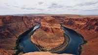 Sungai ini juga menyediakan kebutuhan air bagi 40 juta penduduk, mulai dari Denver sampai Los Angeles, Amerika Serikat. Sayangnya saat ini alirannya telah berkurang sebesar 20 persen dibandingkan se-abad yang lalu. (Foto: Getty Images)