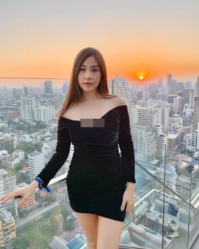 Saya dibayar 11.000 THB (Rp 5,2 juta) untuk melakukan video untuk iklan mainan seks, kata Ghanda. Foto: Facebook