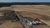 Tesla mulai membangun pabrik pertamanya di Eropa yang berada di Gruenheide, dekat Berlin, Jerman.