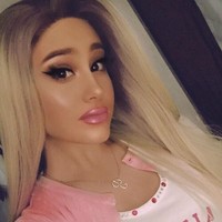 Paige pun kaget setelah mengetahui aksinya tersebut mendapat respons dari sang idola. Saya masih ingat, saya gematar dan sangat bahagia karena dia memerhatikan saya! kata Paige kepada E! News. (Foto: Instagram/@paigeniemann)