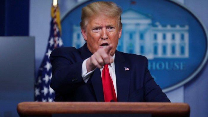 Virus corona: Sebut perang dagang dengan China, Trump dorong spekulasi tentang asal-usul Covid-19 Virus corona: Sebut perang dagang dengan China, Trump dorong spekulasi tentang asal-usul Covid-19