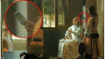 Dalam lukisan berusia 350 tahun, seorang wanita kelihatan memegang benda mirip iPhone, kebetulan mirip ya? Foto: via Ranker