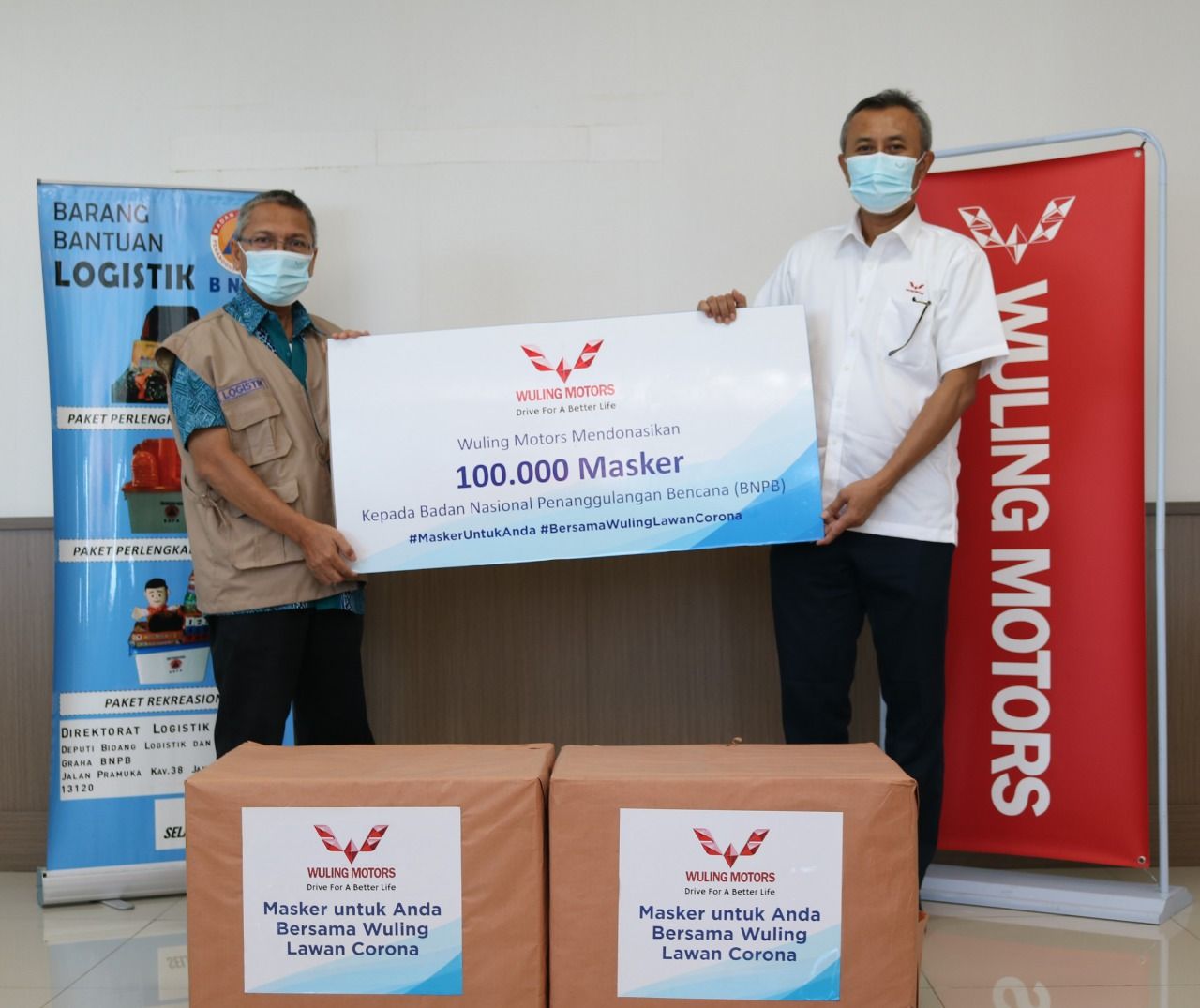 Wuling Motors beri 100.000 masker ke BNPB