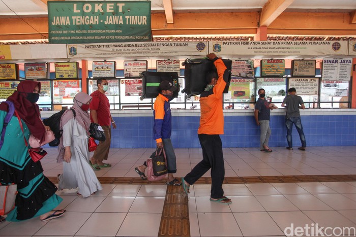 Presiden Joko Widodo telah resmi melarang warga untuk mudik, tepatnya dua hari lagi peraturan tersebut akan diterapkan. Bagaimana kondisinya sekarang?